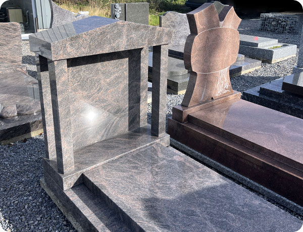 pierres tombales en marbre pour caveau funéraire